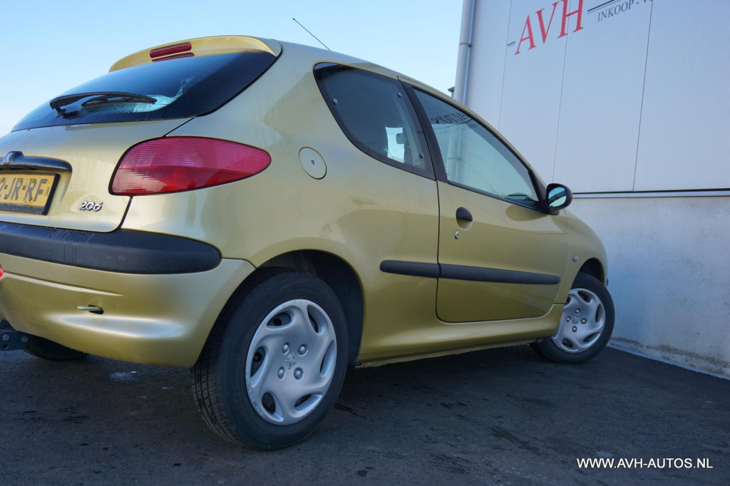 Peugeot 206