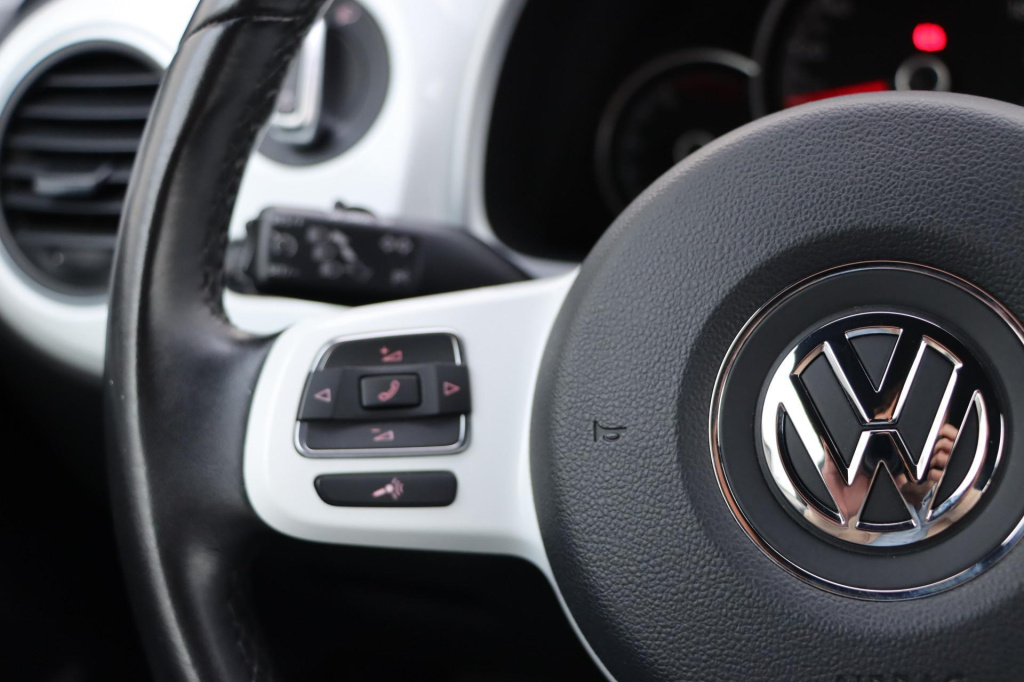 Volkswagen New Beetle