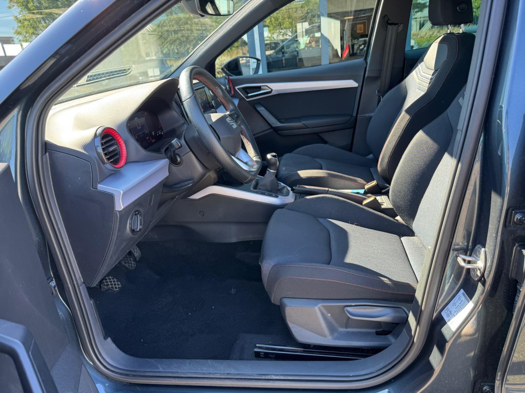 Seat Arona