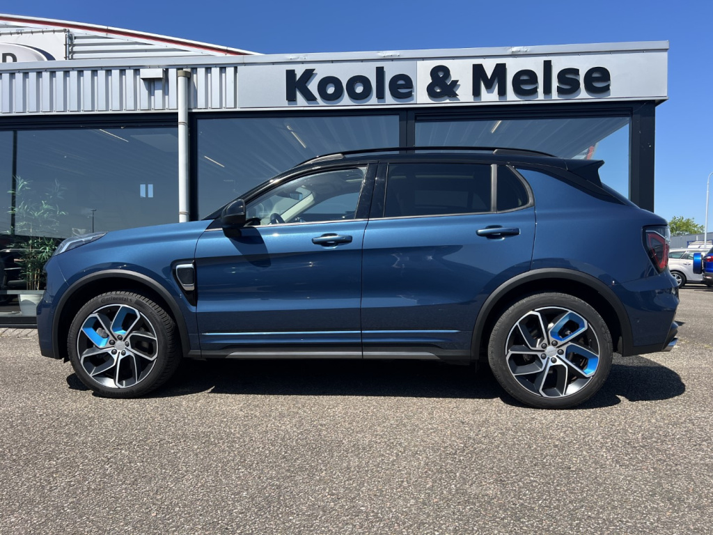Lynk & Co 01