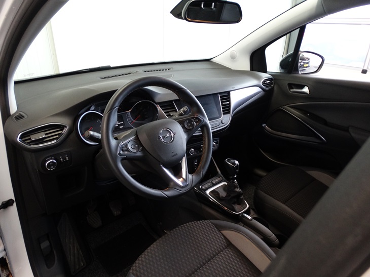 Opel Crossland X