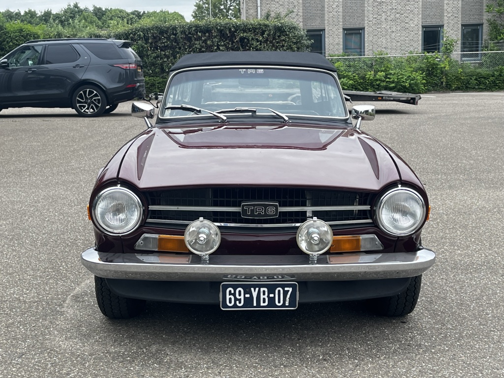 Triumph TR6