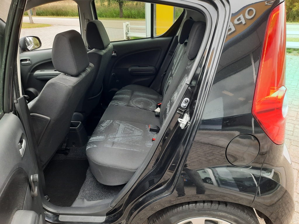 Opel Agila