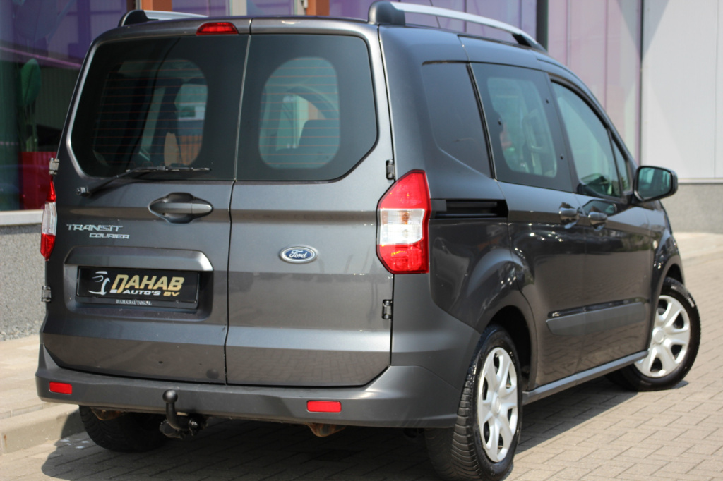 Ford Tourneo
