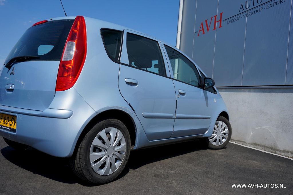 Mitsubishi Colt