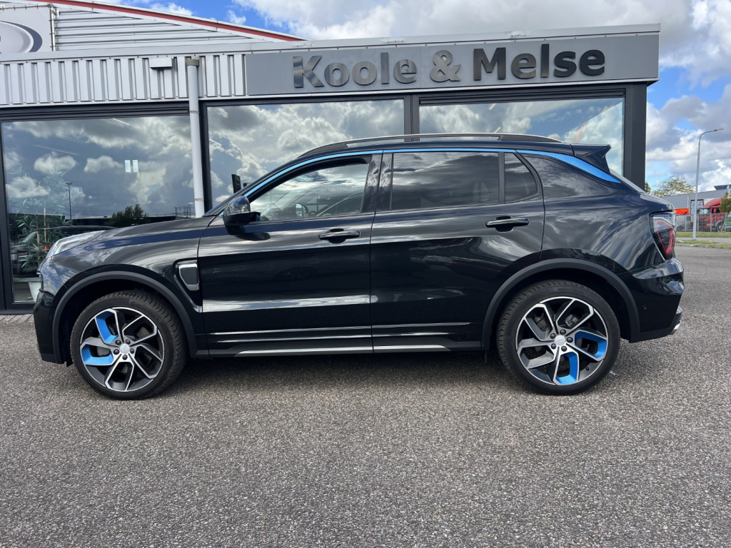 Lynk & Co 01