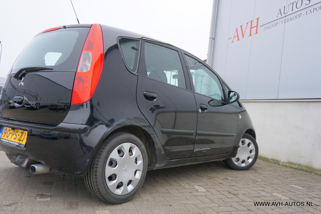 Mitsubishi Colt