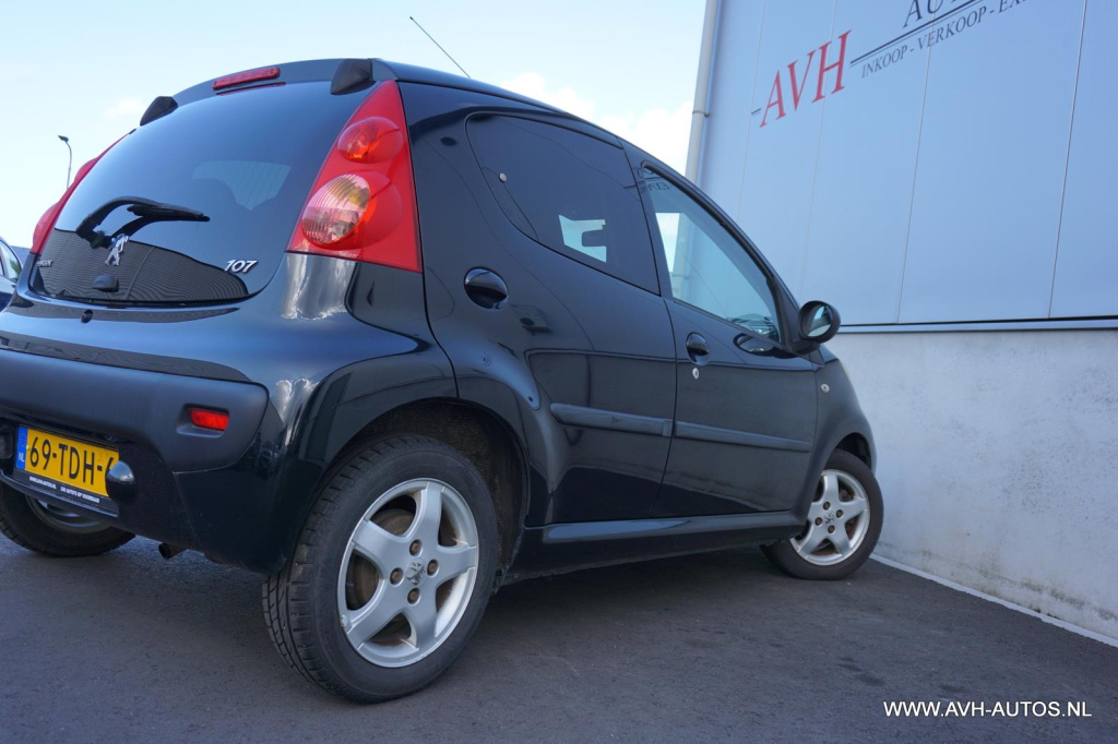 Peugeot 107
