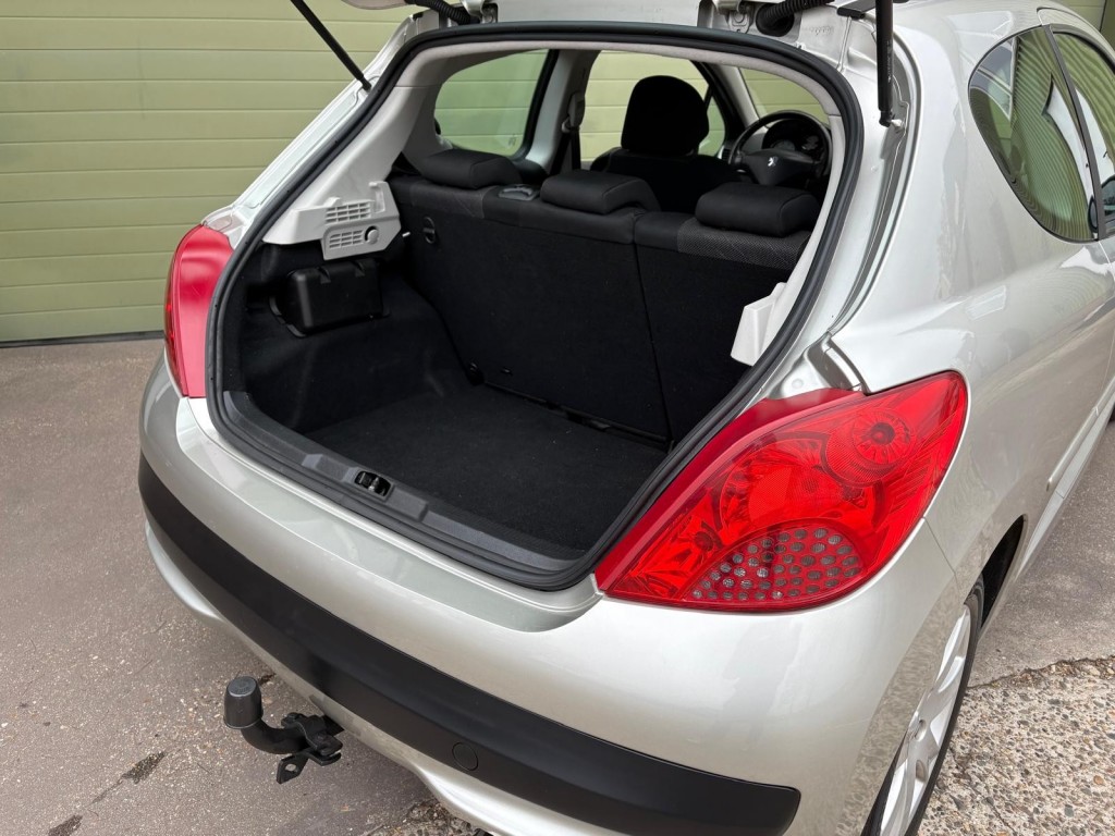 Peugeot 207