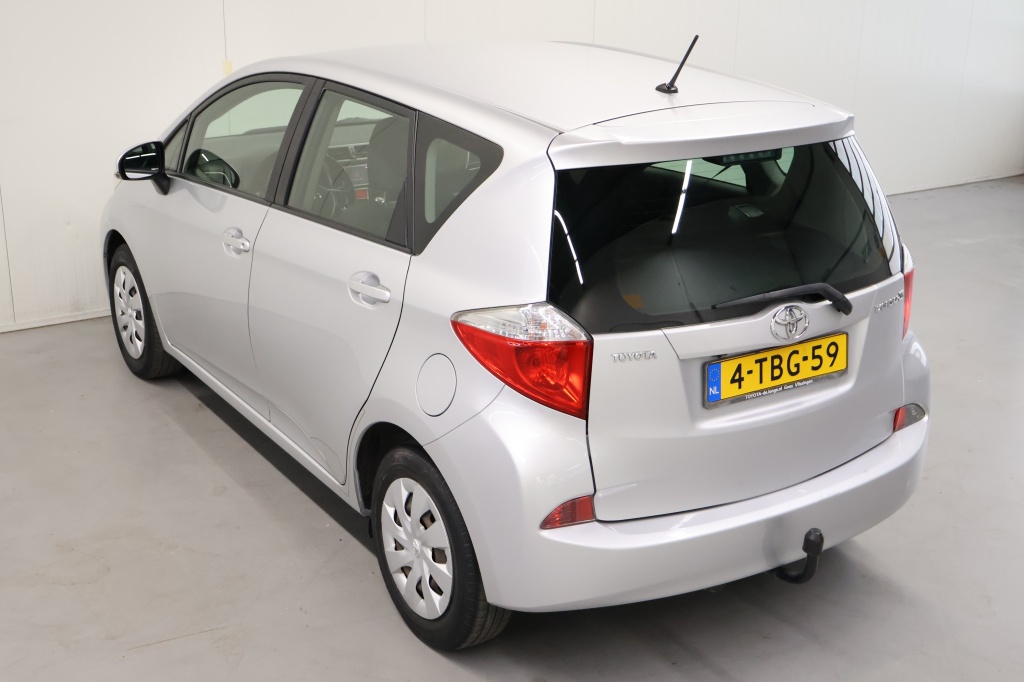 Toyota Verso-s