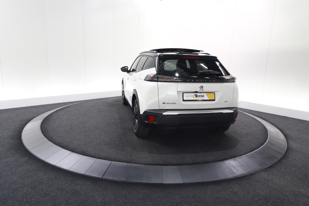 Peugeot E-2008