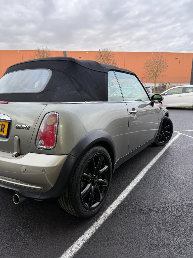 Mini Cooper Cabrio