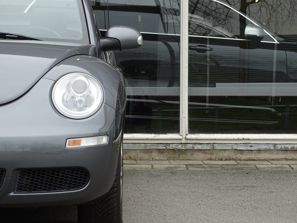 Volkswagen New Beetle