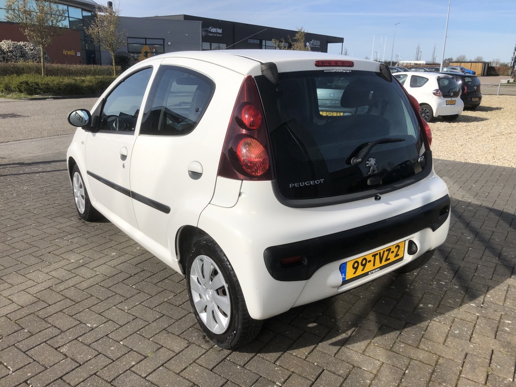 Peugeot 107