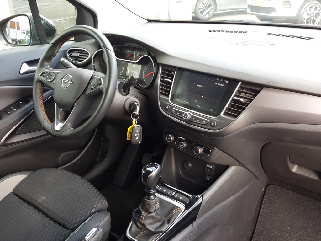 Opel Crossland X