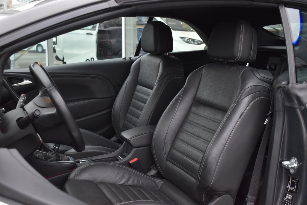 Opel Cascada
