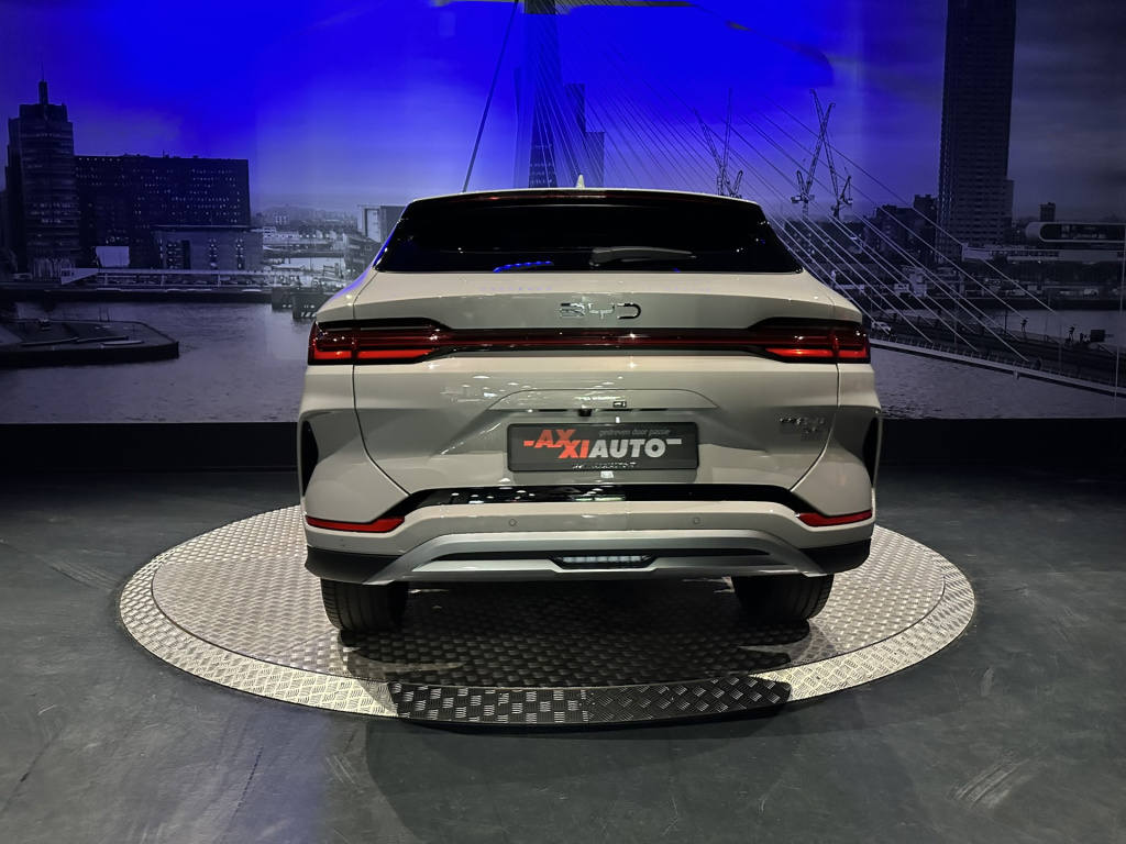 Byd Seal U
