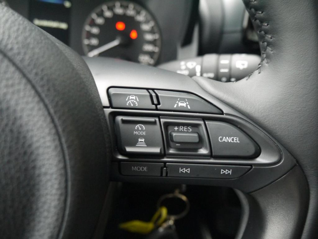Mazda 2 Hybrid