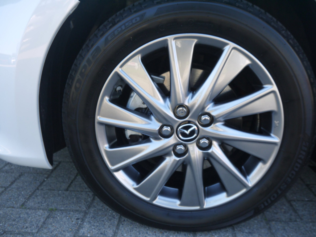 Mazda 2 Hybrid