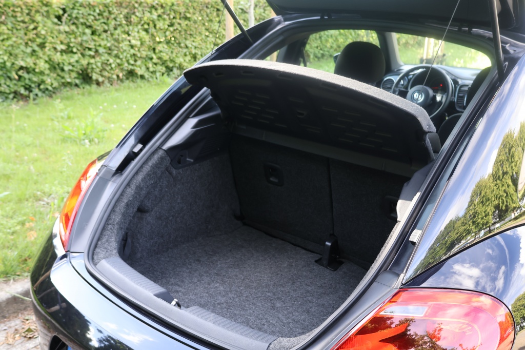 Volkswagen New Beetle