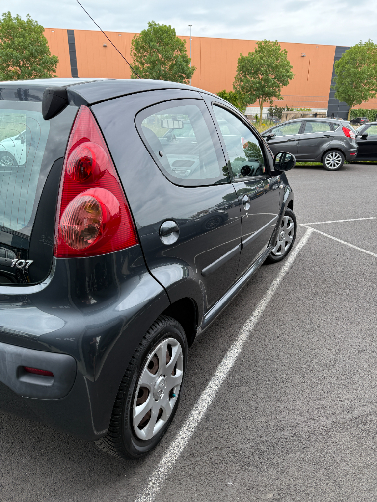 Peugeot 107