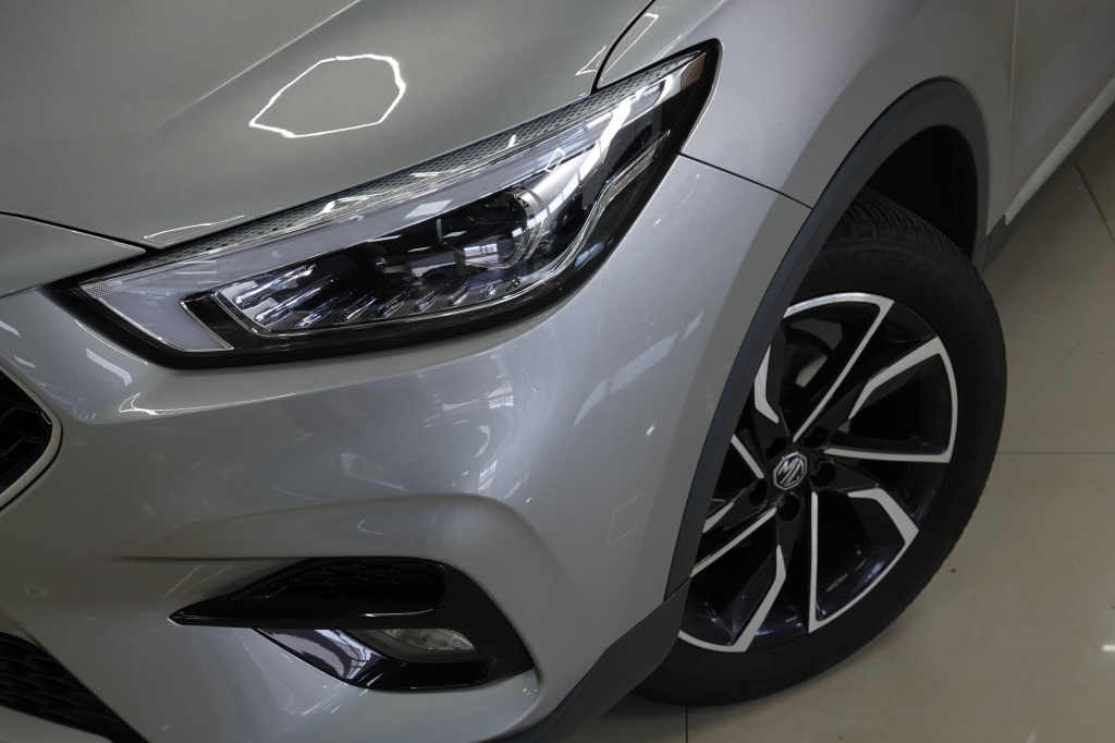 MG ZS