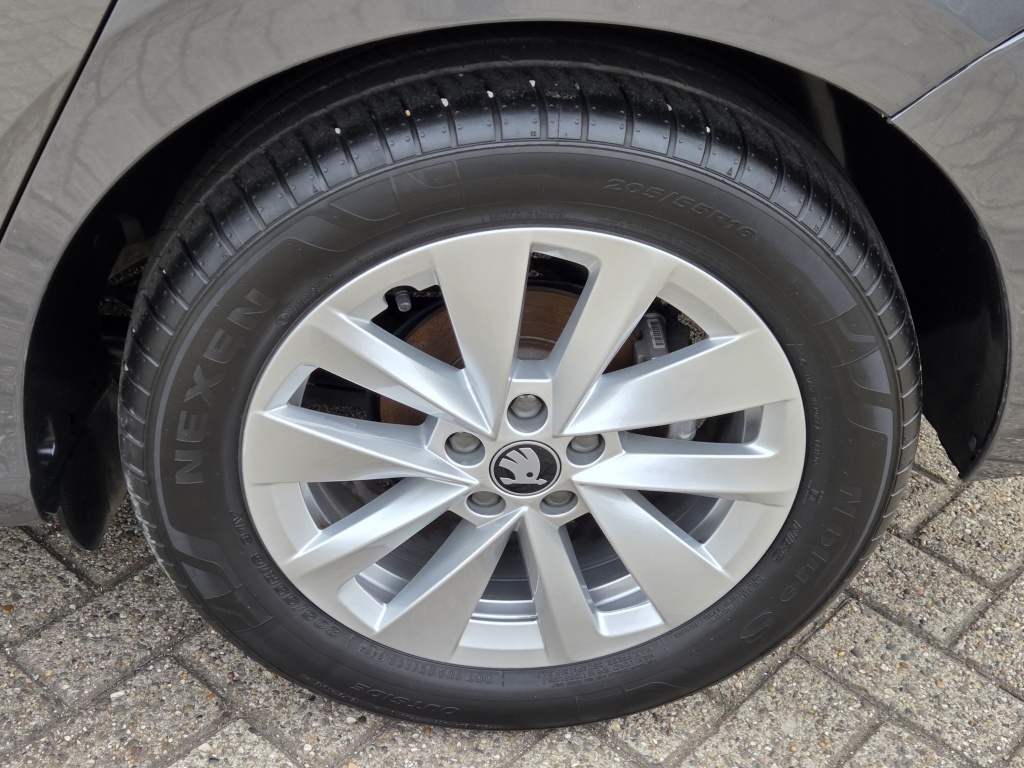 Skoda Scala