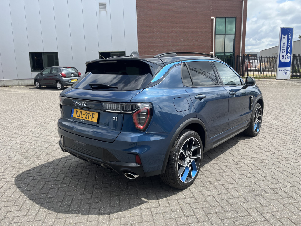 Lynk & Co 01