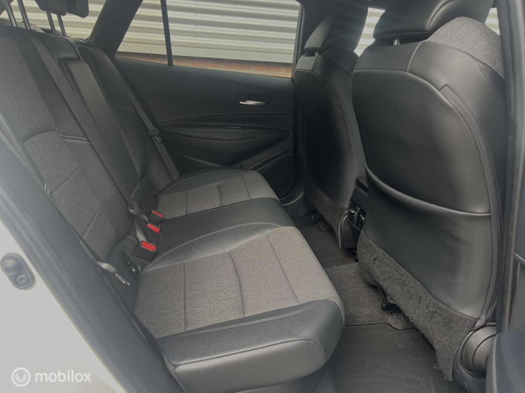 Toyota Corolla Touring Sports