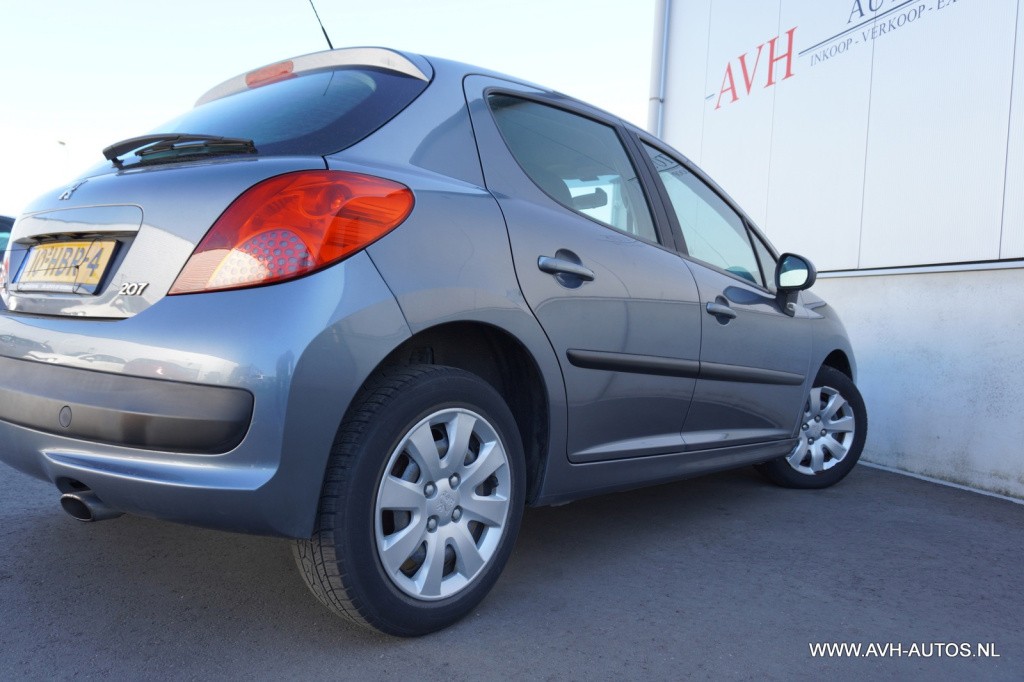 Peugeot 207