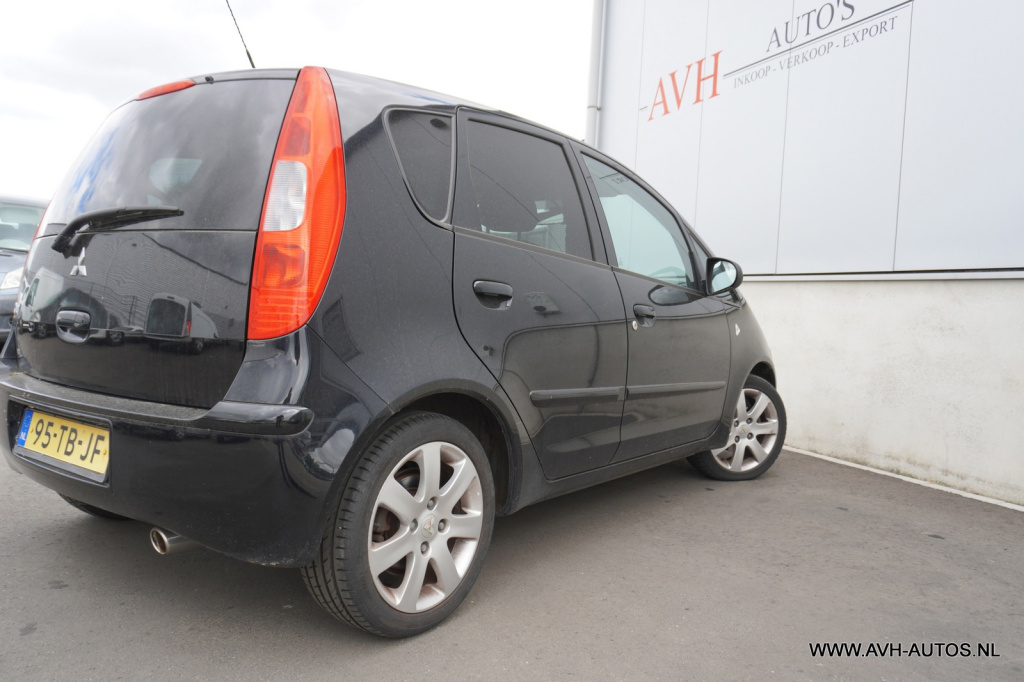 Mitsubishi Colt