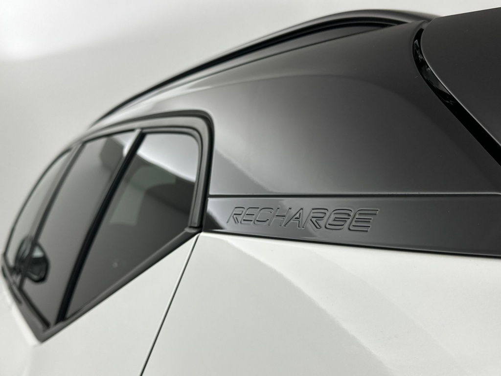 Volvo Ex40