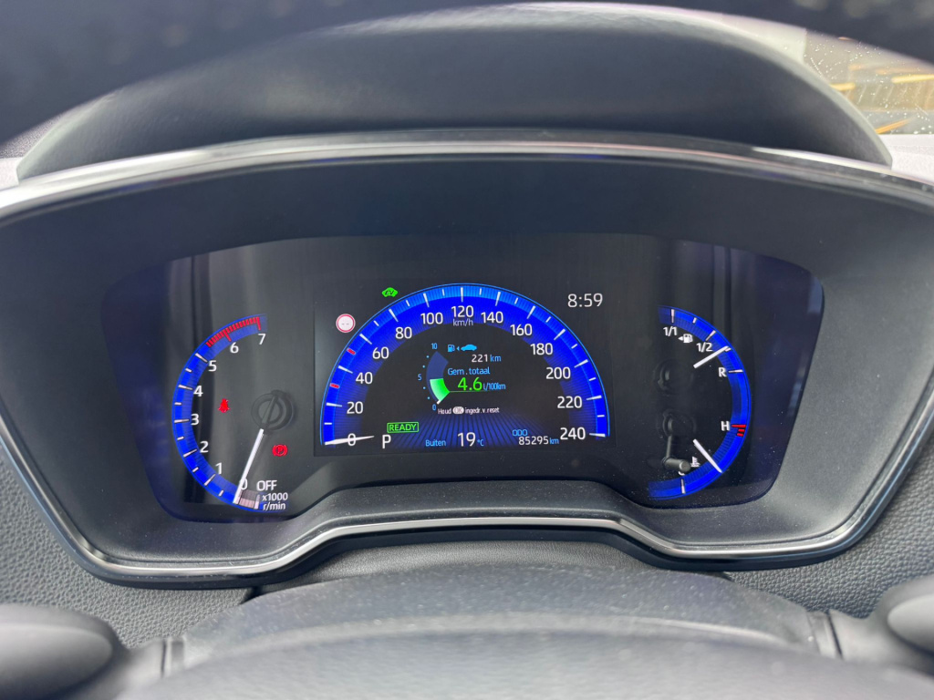 Toyota Corolla Touring Sports