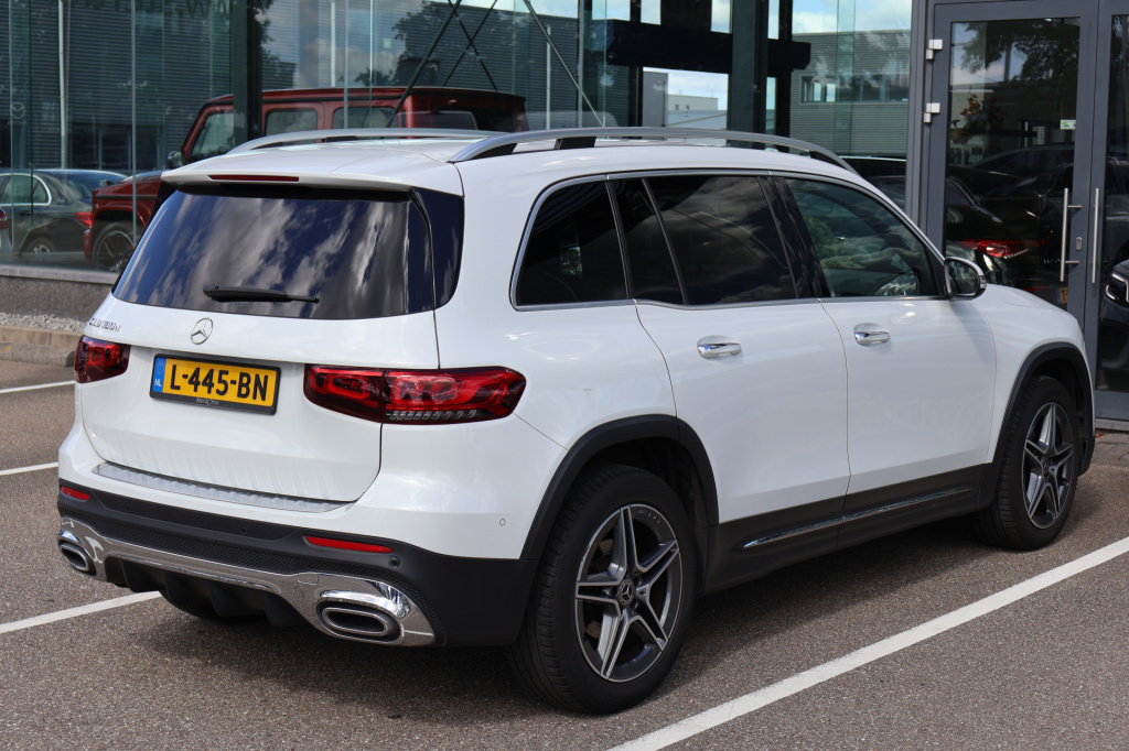 Mercedes-Benz Glb