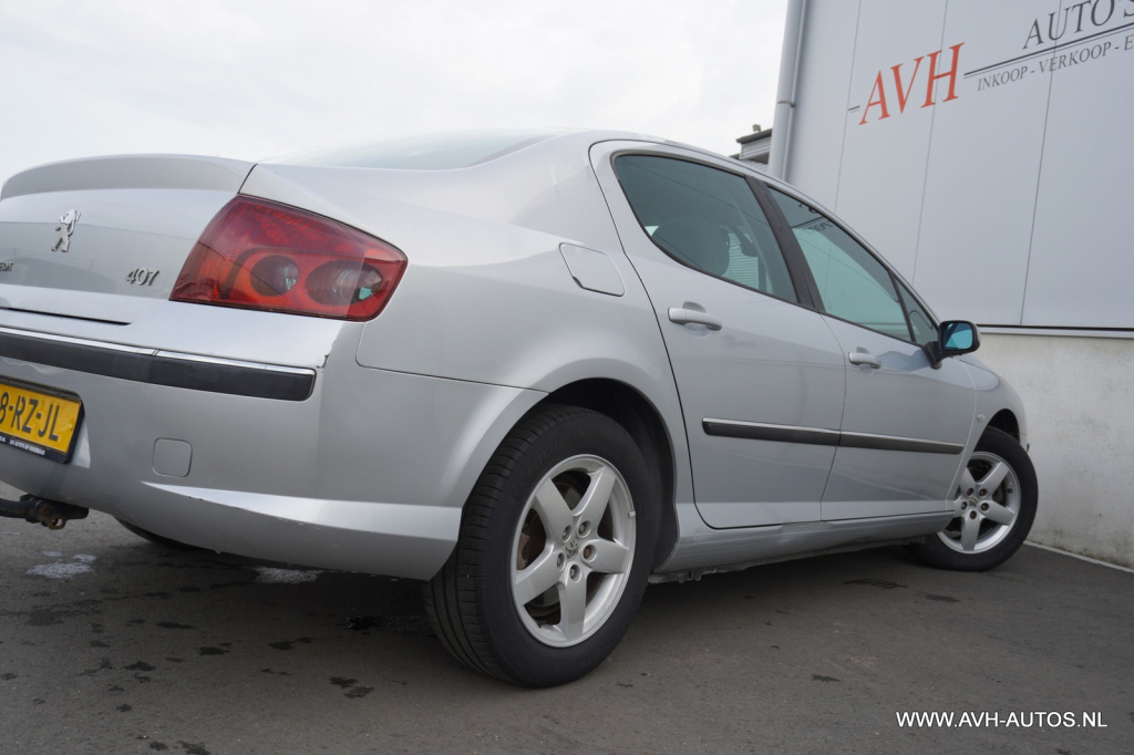 Peugeot 407