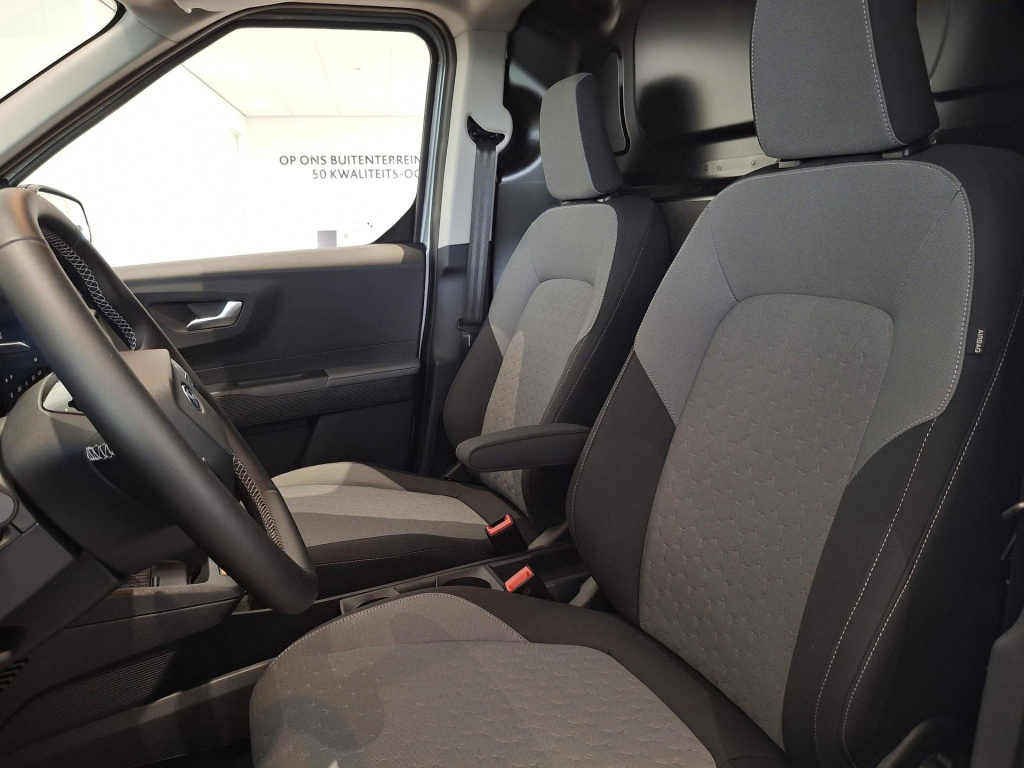 Ford E-transit Courier