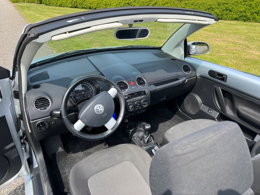 Volkswagen New Beetle