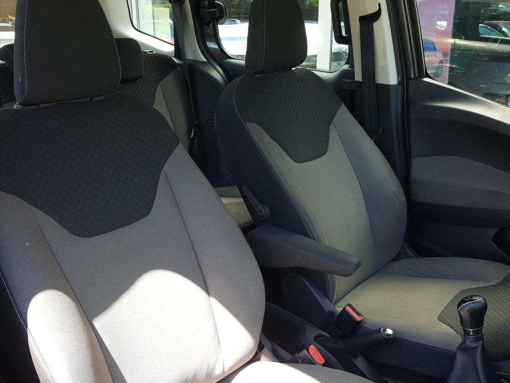 Ford Tourneo Courier